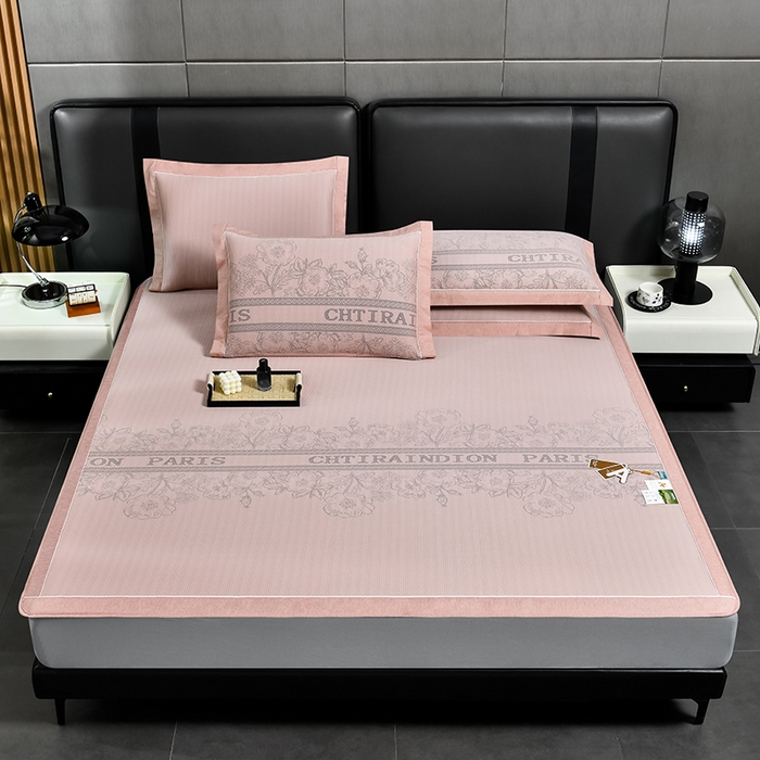 91家纺网 家纺一手货源 找家纺 小牛席业 2025新款蔷薇冷感豆豆席系列（床笠款）凉席藤席冰藤双面席冰丝席竹席凉席空调席草席三件套 粉色