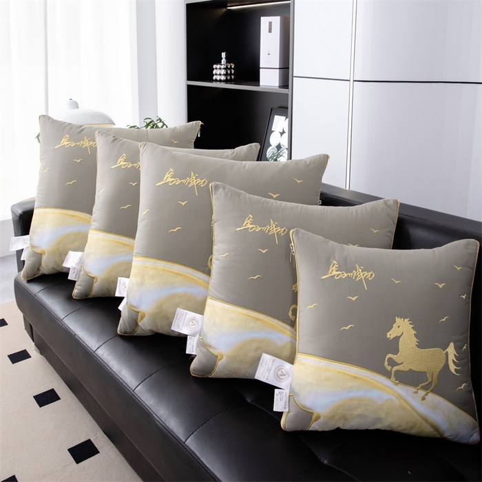 91家纺网 家纺一手货源 找家纺 照世家纺 2025新款全棉A类马上成功抱枕被 咖色