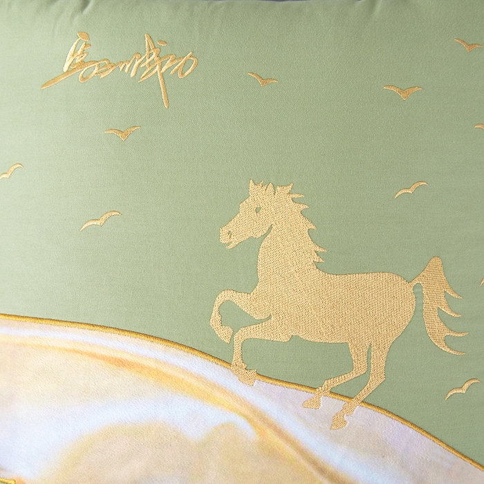 91家纺网 家纺一手货源 找家纺 照世家纺 2025新款全棉A类马上成功抱枕被 嫩绿