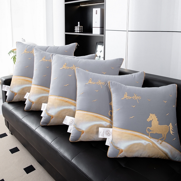 91家纺网 家纺一手货源 找家纺 照世家纺 2025新款全棉A类马上成功抱枕被 浅灰