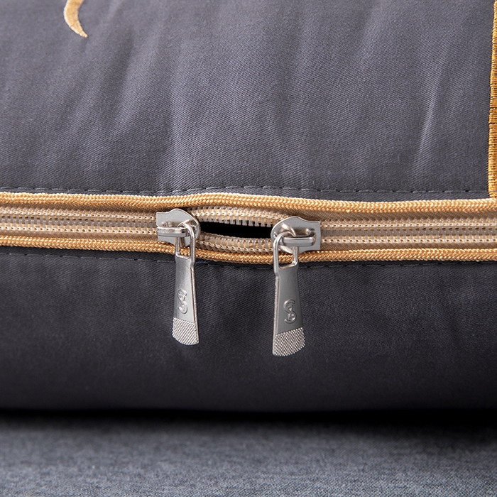 91家纺网 家纺一手货源 找家纺 照世家纺 2025新款全棉A类马上成功抱枕被 深灰