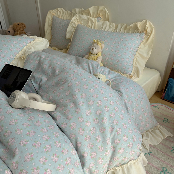 91家纺网 家纺一手货源 找家纺 盼季家纺 2025新款日韩系小碎花荷叶花边床上用品四件套 荷叶花边-米蓝朵