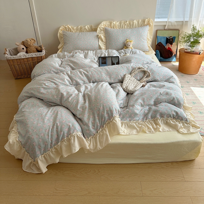 91家纺网 家纺一手货源 找家纺 盼季家纺 2025新款日韩系小碎花荷叶花边床上用品四件套 荷叶花边-米蓝朵