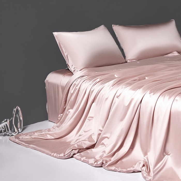 91家纺网 家纺一手货源 找家纺 桂雅居 2025新款小蚕芯呵护凉感夏被夏凉被空调被 百香粉