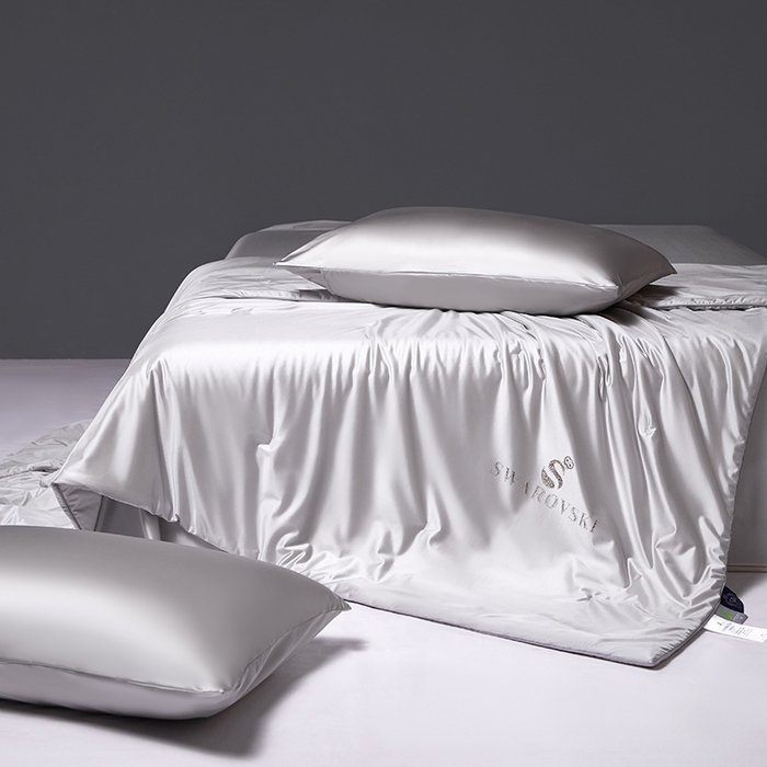 91家纺网 家纺一手货源 找家纺 桂雅居 2025新款小蚕芯呵护凉感夏被夏凉被空调被 欧洲灰