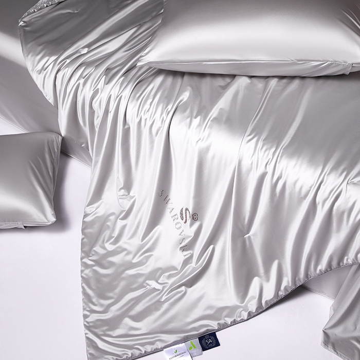 91家纺网 家纺一手货源 找家纺 桂雅居 2025新款小蚕芯呵护凉感夏被夏凉被空调被 欧洲灰