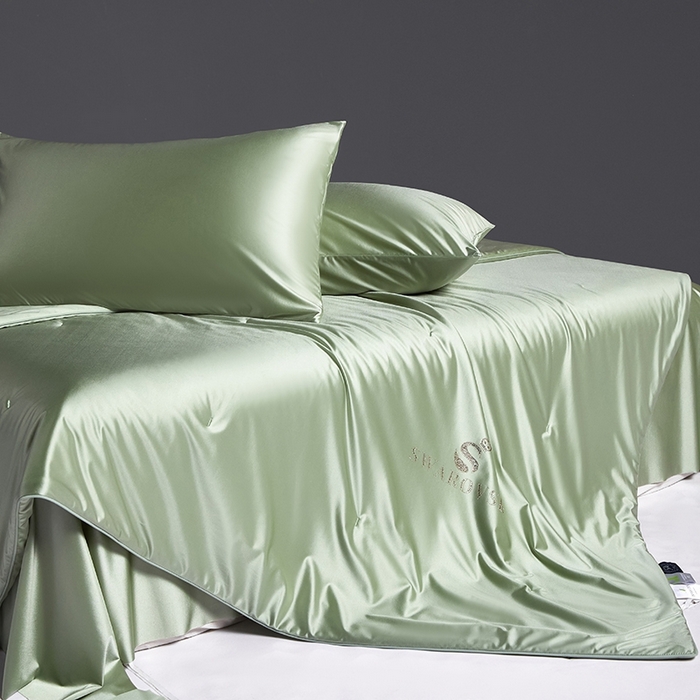 91家纺网 家纺一手货源 找家纺 桂雅居 2025新款小蚕芯呵护凉感夏被夏凉被空调被 箬竹绿