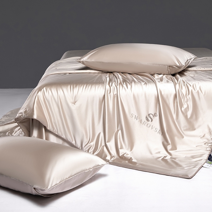 91家纺网 家纺一手货源 找家纺 桂雅居 2025新款小蚕芯呵护凉感夏被夏凉被空调被 时尚金