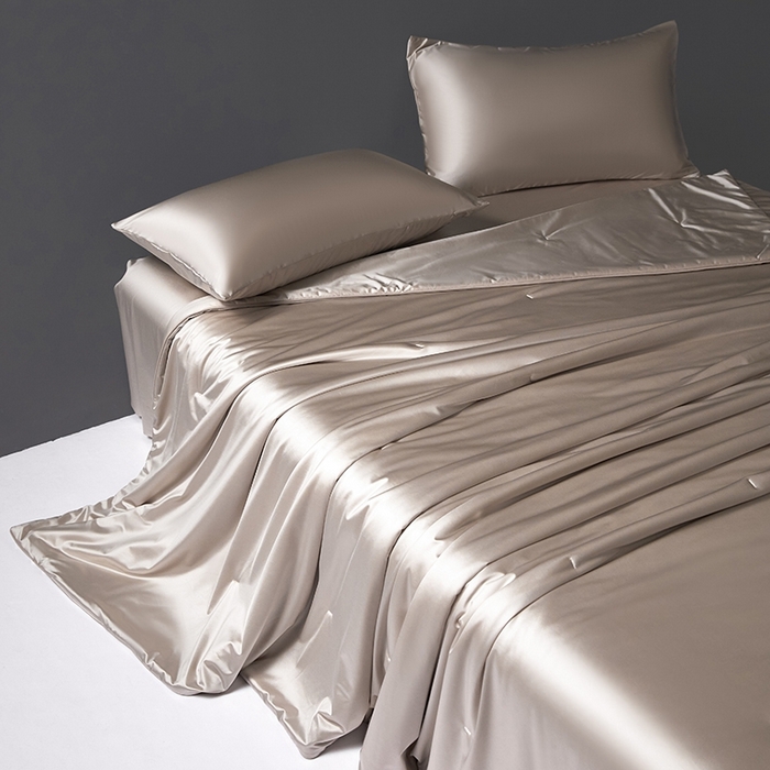 91家纺网 家纺一手货源 找家纺 桂雅居 2025新款小蚕芯呵护凉感夏被夏凉被空调被 时尚金