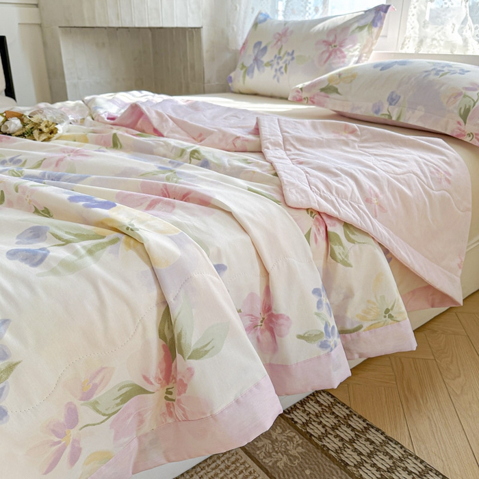 91家纺网 家纺一手货源 找家纺 晨希家居 2025春夏新款全棉纯棉印花夏被夏凉被空调被 花间寻梦