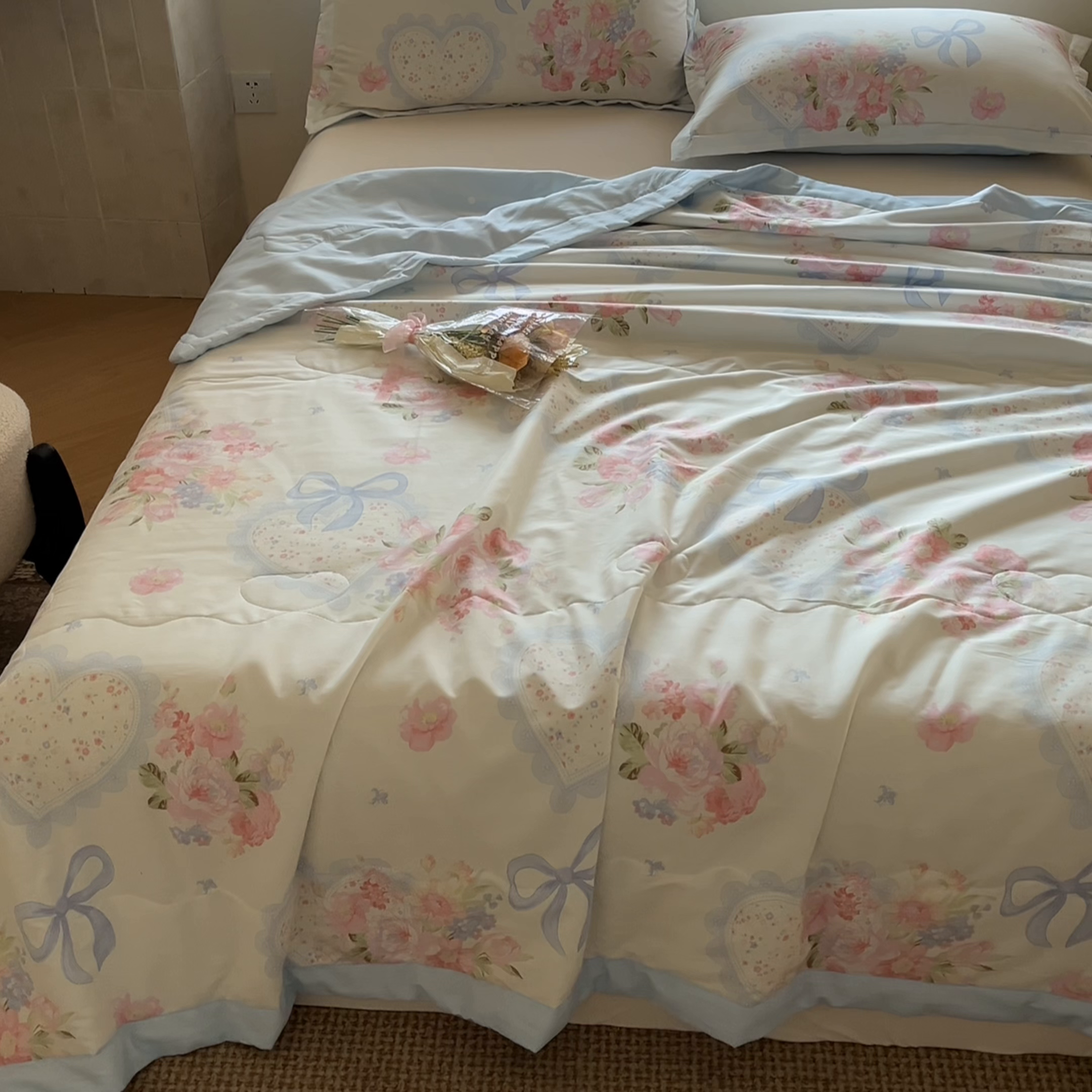 91家纺网 家纺一手货源 找家纺 晨希家居 2025春夏新款全棉纯棉印花夏被夏凉被空调被 朝花夕拾