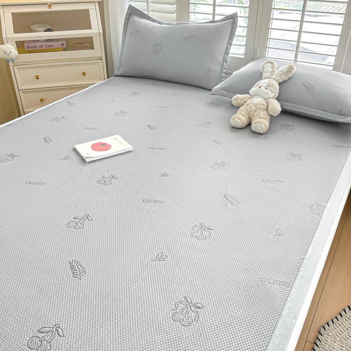 91家纺网 家纺一手货源 找家纺 （总）春妮家纺 2025新款A类PE提花软席凉感冰豆豆凉席席子凉席