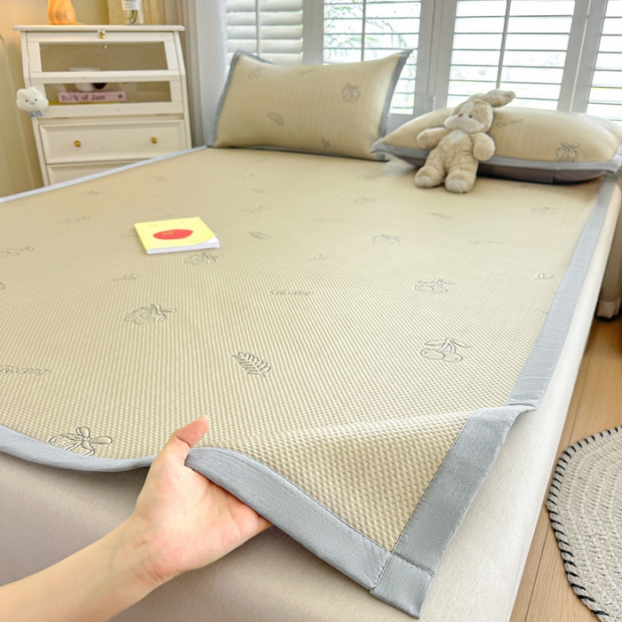 91家纺网 家纺一手货源 找家纺 春妮家纺 2025新款A类PE提花软席凉感冰豆豆凉席席子凉席 夏日樱桃-杏