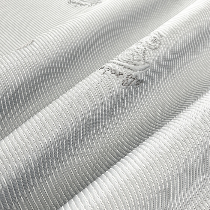 91家纺网 家纺一手货源 找家纺 春妮家纺 2025新款A类PE提花软席凉感冰豆豆凉席席子凉席 旋转木马-灰