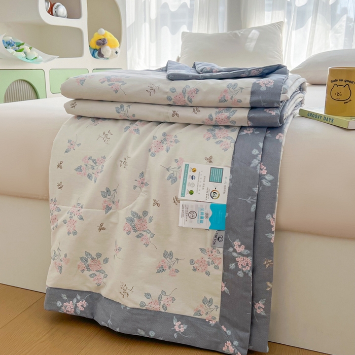 91家纺网 家纺一手货源 找家纺 大世界被王 2025新款全棉纯棉健康夏被夏凉被空调被 柏林花涧米