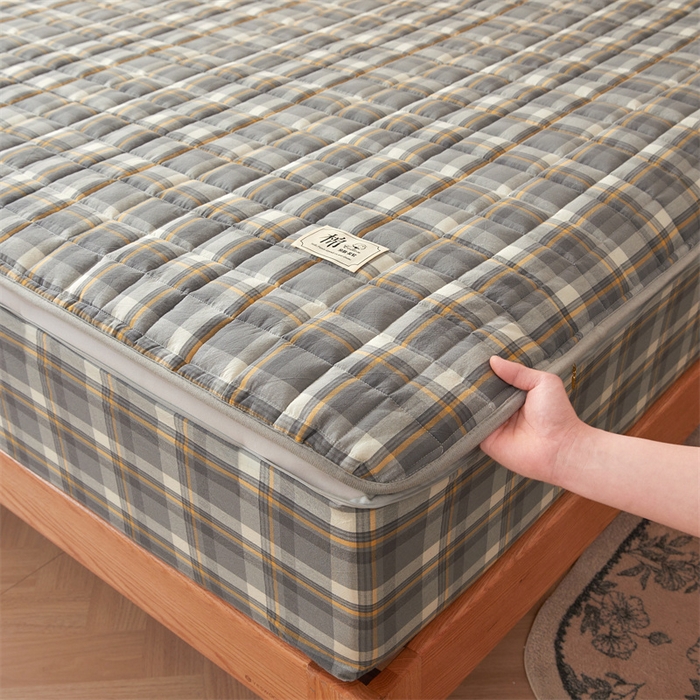 91家纺网 家纺一手货源 找家纺 伊人坊2025新款全棉色织水洗棉六面全包床笠床垫保护套无印风 单层床围-诺卡格