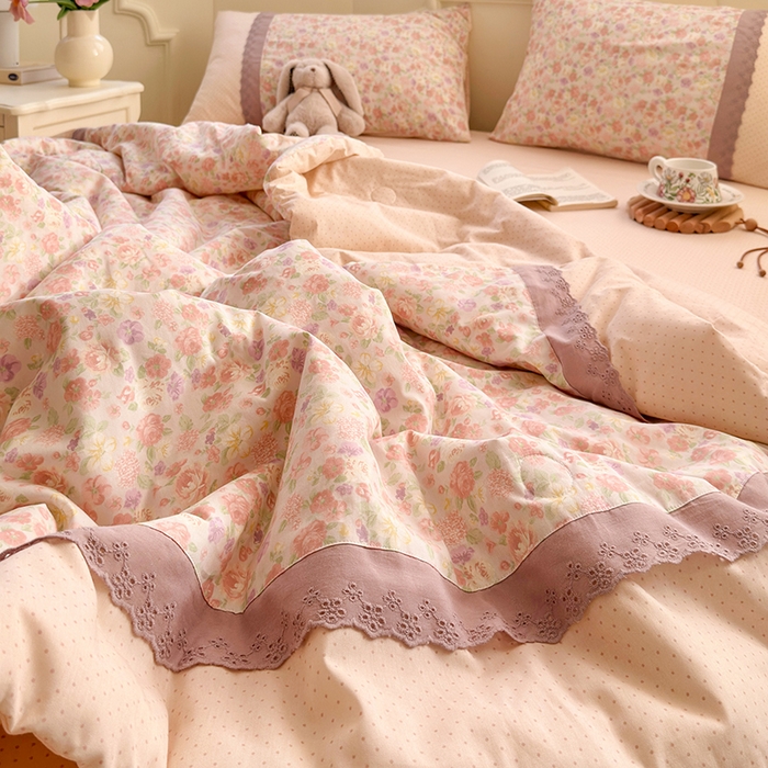 91家纺网 家纺一手货源 找家纺 安莱生活2025新款全棉纯棉小碎花刺绣花边款夏被夏凉被空调被 羽希