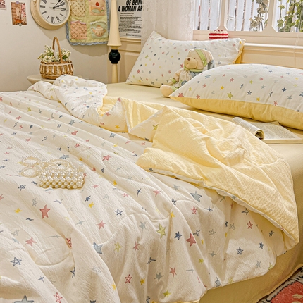 91家纺网 家纺一手货源 找家纺 （总）一比一家纺 2025新款云感皱皱纱简单款夏被夏凉被空调被四件套