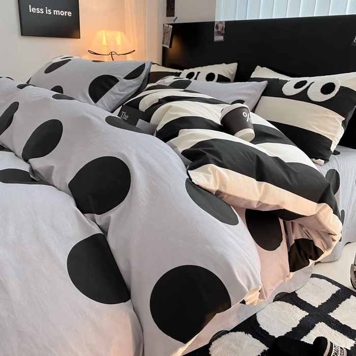 91家纺网 家纺一手货源 找家纺 吉象 2025新款大眼睛毛巾绣四件套 大眼睛-波点魅惑黑