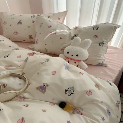 91家纺网 家纺一手货源 找家纺 尺素 2025新款全棉卡通可爱儿童四件套纯棉活性A类被套学生宿舍三件套1.8床笠双人床单 软萌派