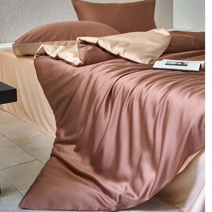 91家纺网 家纺一手货源 找家纺 咏绒家纺工厂店 2025新款60支奥地利兰精天丝纯色天丝棉四件套 古铜（红棕-风衣米）