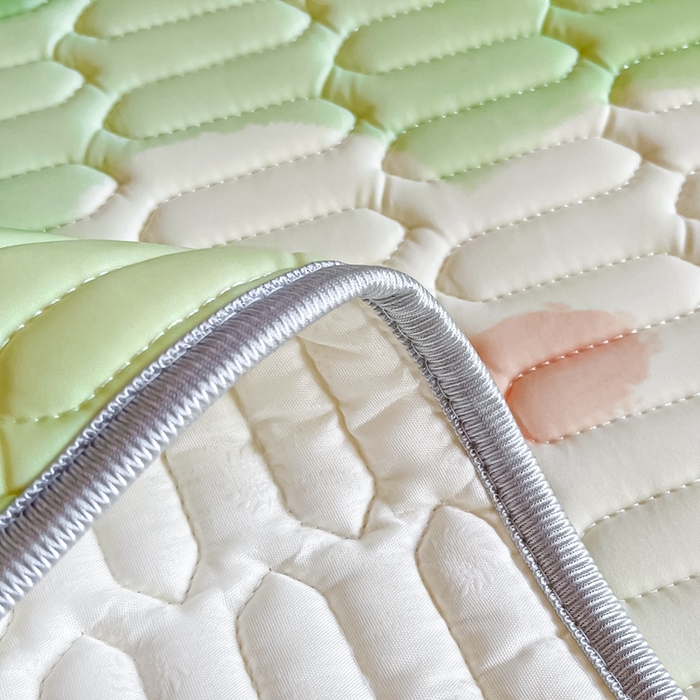 91家纺网 家纺一手货源 找家纺 川悦生活 2025新款大阪宿舍凉感丝凉席 小清哈桑