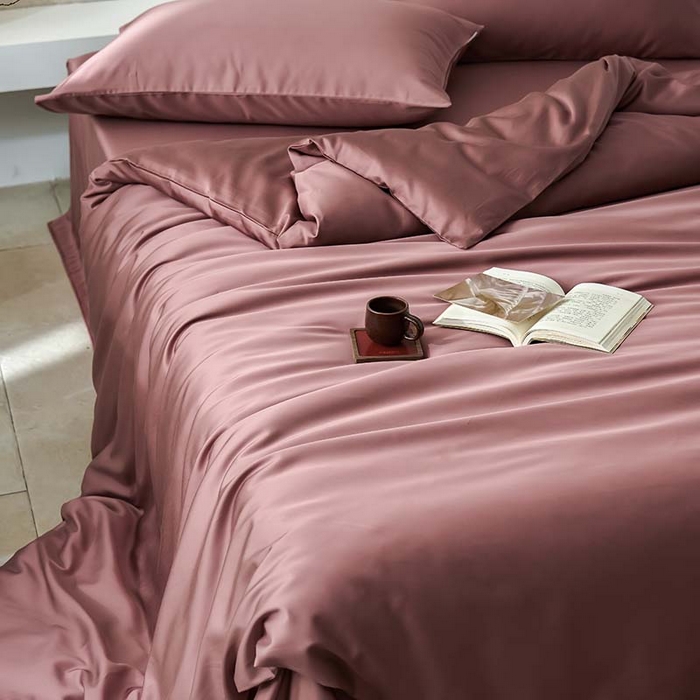 91家纺网 家纺一手货源 找家纺 咏绒家纺工厂店 2025新款60支奥地利兰精天丝纯色天丝棉四件套 覆盆子（芋泥豆沙）