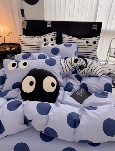 91家纺网 家纺一手货源 找家纺 吉象 2025新款大眼睛毛巾绣四件套 大眼睛-波点魅惑蓝