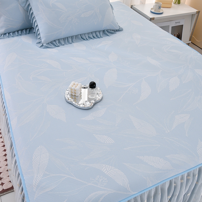 91家纺网 家纺一手货源 找家纺 家之硕家纺 2025春夏新款凉感提花凉席三件套-夏日清凉系列 夏日清凉---蓝