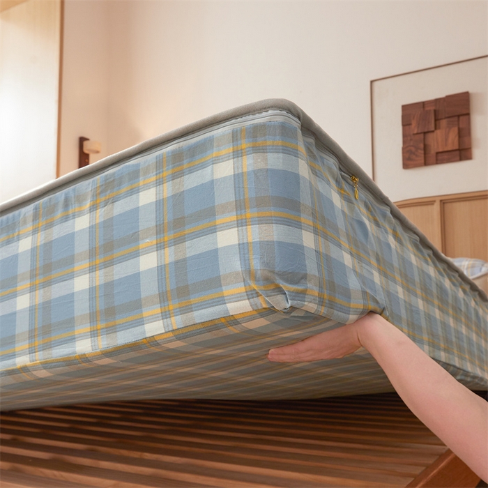 91家纺网 家纺一手货源 找家纺 伊人坊2025新款全棉色织水洗棉六面全包床笠床垫保护套无印风 单层床围-简兮蓝