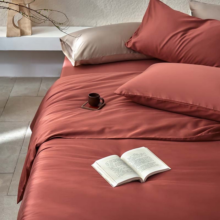 91家纺网 家纺一手货源 找家纺 咏绒家纺工厂店 2025新款60支奥地利兰精天丝纯色天丝棉四件套 朱砂红（酒红）