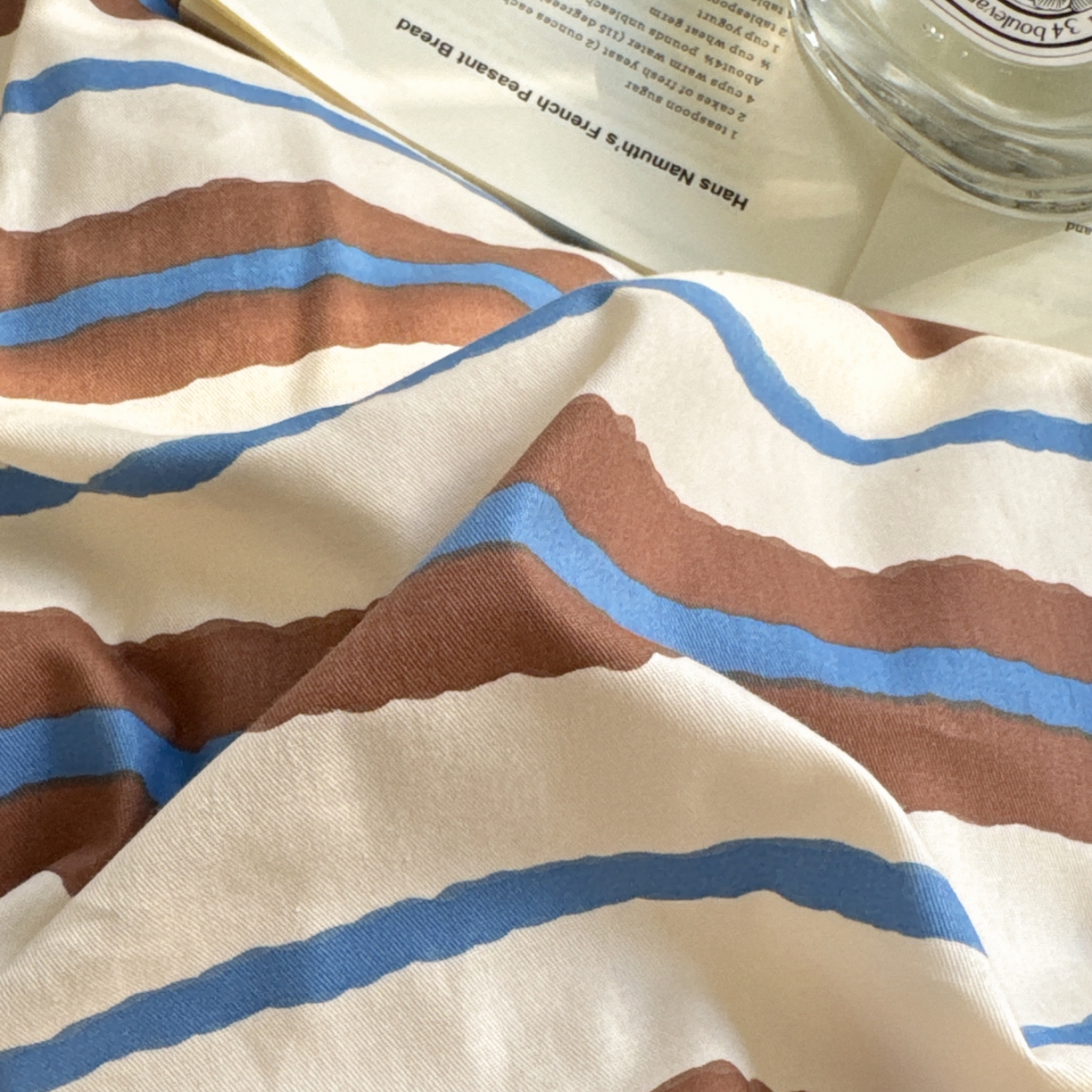 91家纺网 家纺一手货源 找家纺 吉象 2025新款大眼睛毛巾绣四件套 大眼睛-摩登米兰