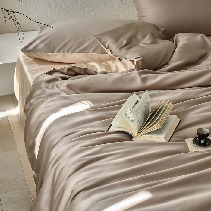 91家纺网 家纺一手货源 找家纺 咏绒家纺工厂店 2025新款60支奥地利兰精天丝纯色天丝棉四件套 露褐（枯木棕-小麦色）