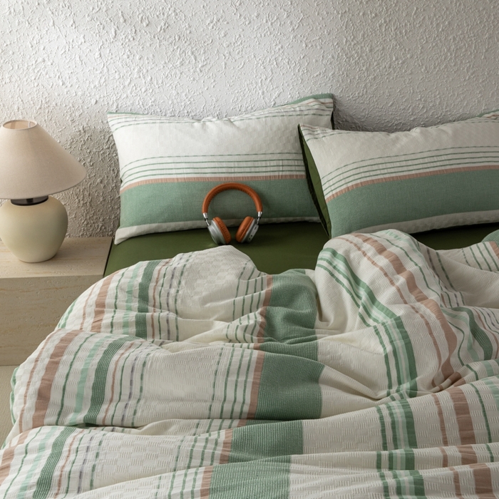 91家纺网 家纺一手货源 找家纺 （总）简宜家居（朝初家纺） 2025新款华夫纯棉格色织提花四件套