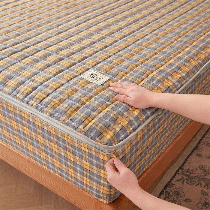91家纺网 家纺一手货源 找家纺 伊人坊2025新款全棉色织水洗棉六面全包床笠床垫保护套无印风 单层床围-黄调格