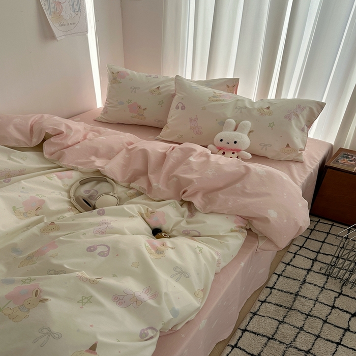 91家纺网 家纺一手货源 找家纺 尺素 2025新款全棉卡通可爱儿童四件套纯棉活性A类被套学生宿舍三件套1.8床笠双人床单 甜豆星球