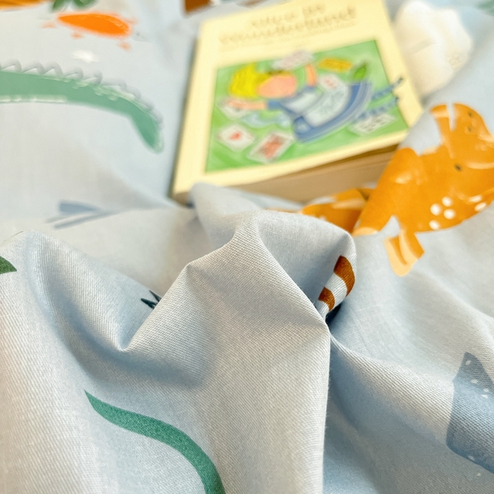 91家纺网 家纺一手货源 找家纺 吉象家纺13070全棉四件套纯棉四件套直播小清新男孩女恐龙乐园