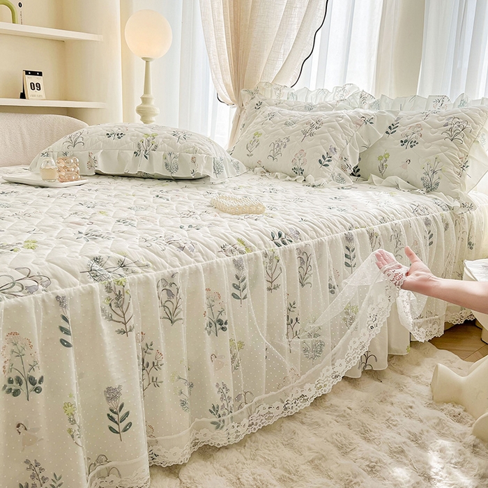 91家纺网 家纺一手货源 找家纺 宜凡家纺 2025新款糯糯棉全夹棉床笠式床裙四件套 花季浅吟