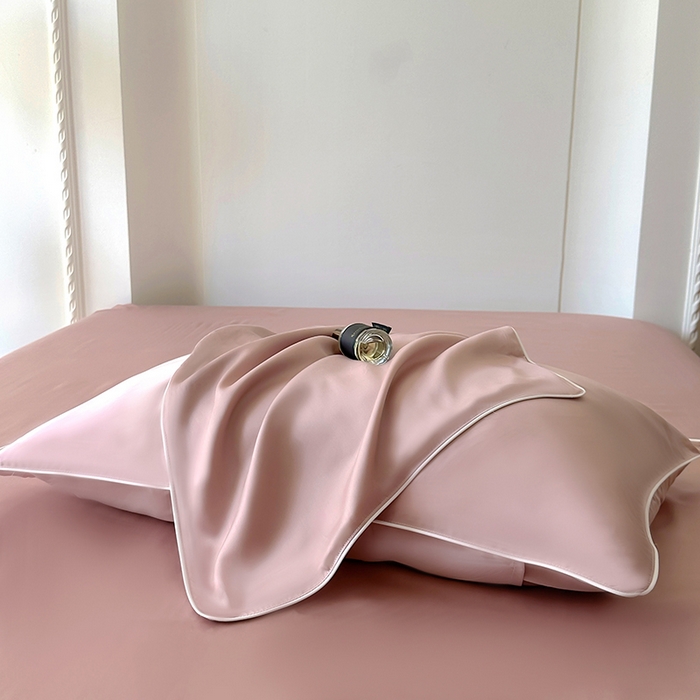 91家纺网 家纺一手货源 找家纺 百寐 2025新款60S兰精天丝夏被系列 樱花粉