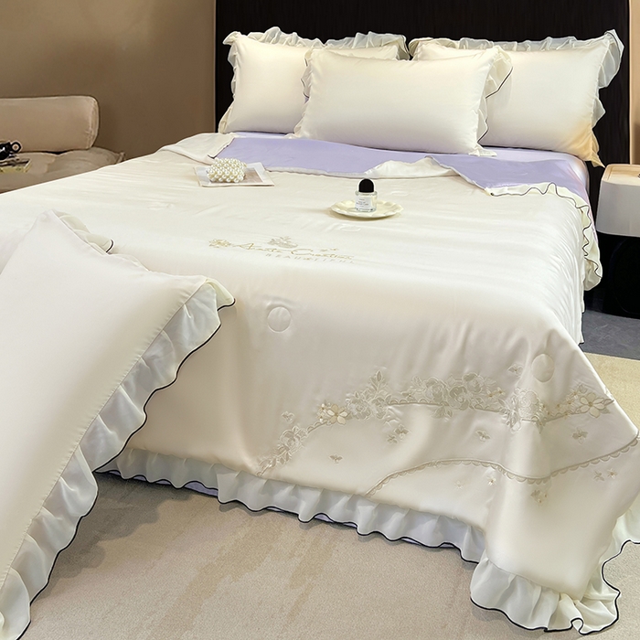 91家纺网 家纺一手货源 找家纺 （总）梦舒羽 2025新款刺绣水洗真丝花边夏被四件套宿舍夏凉被床单枕套三件套-花韵花边款