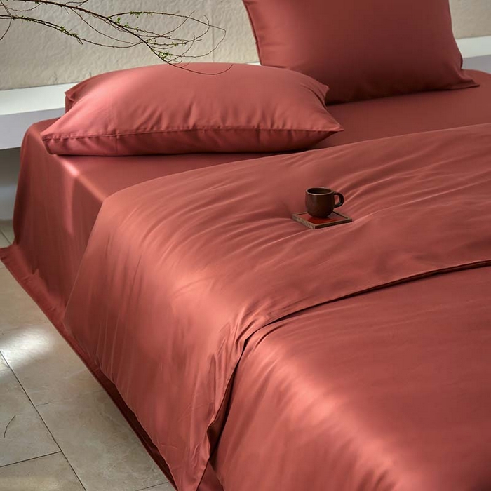 91家纺网 家纺一手货源 找家纺 咏绒家纺工厂店 2025新款60支奥地利兰精天丝纯色天丝棉四件套 朱砂红（酒红）