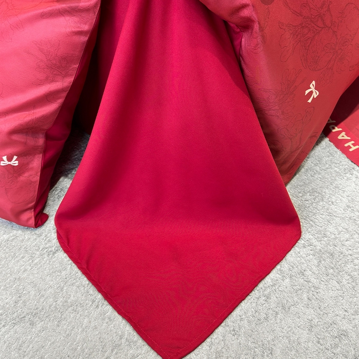 91家纺网 家纺一手货源 找家纺 （总）奥汀洛家纺 2025新款亲肤棉数码印花婚庆四件套