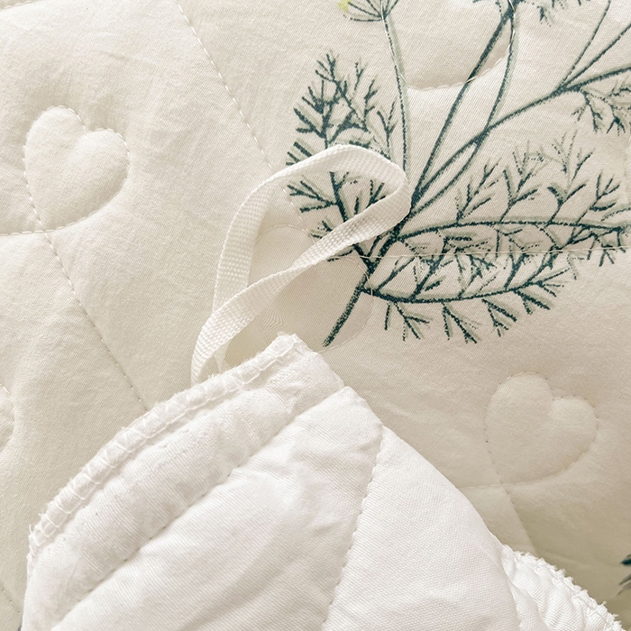 91家纺网 家纺一手货源 找家纺 宜凡家纺 2025新款糯糯棉全夹棉床笠式床裙四件套 花季浅吟