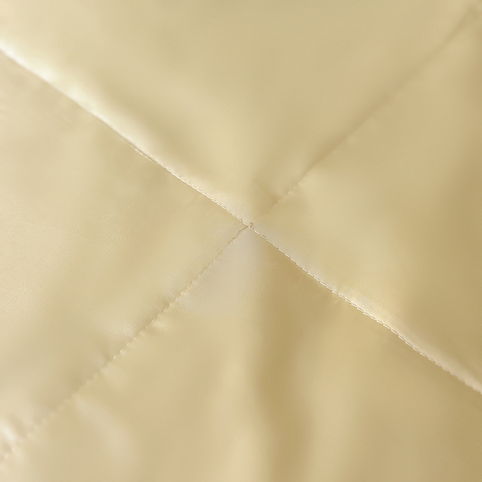 91家纺网 家纺一手货源 找家纺 百寐 2025新款60S兰精天丝夏被系列 奶昔黄