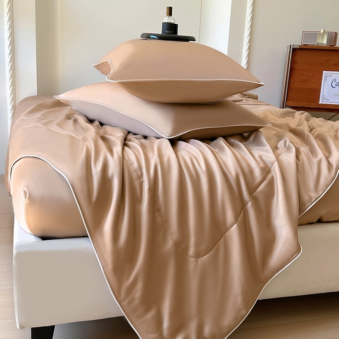 91家纺网 家纺一手货源 找家纺 百寐 2025新款60S兰精天丝夏被系列 冰咖啡+碳灰