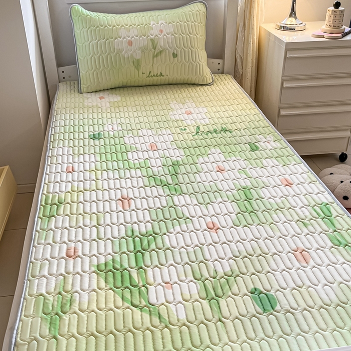 91家纺网 家纺一手货源 找家纺 川悦生活 2025新款大阪宿舍凉感丝凉席 小清哈桑