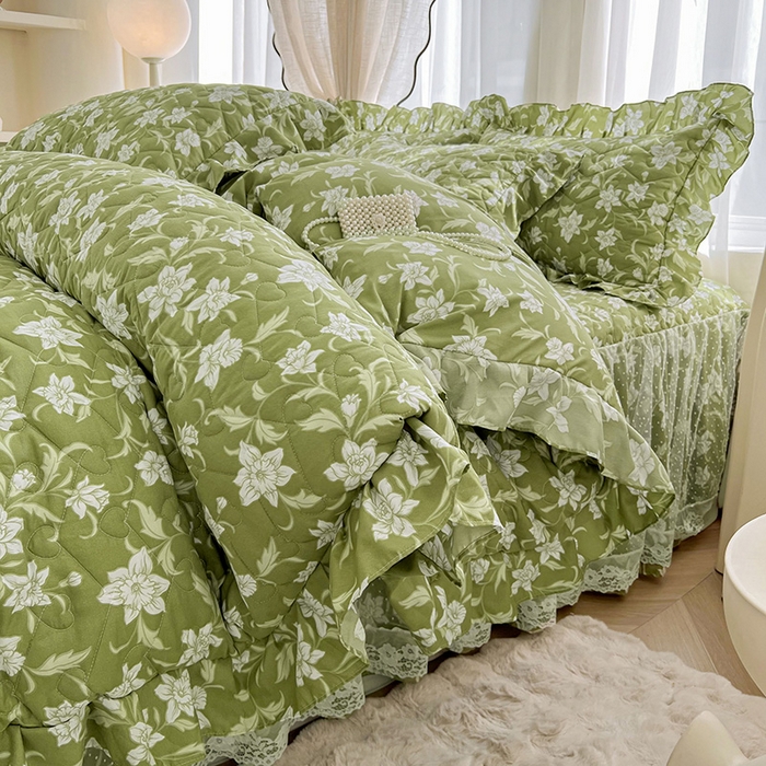 91家纺网 家纺一手货源 找家纺 宜凡家纺 2025新款糯糯棉全夹棉床笠式床裙四件套 后庭花