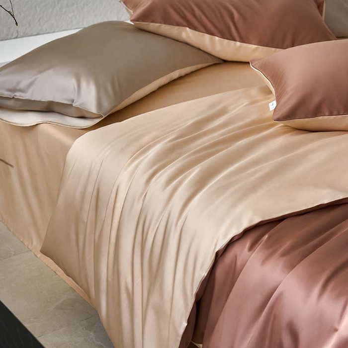 91家纺网 家纺一手货源 找家纺 咏绒家纺工厂店 2025新款60支奥地利兰精天丝纯色天丝棉四件套 古铜（红棕-风衣米）