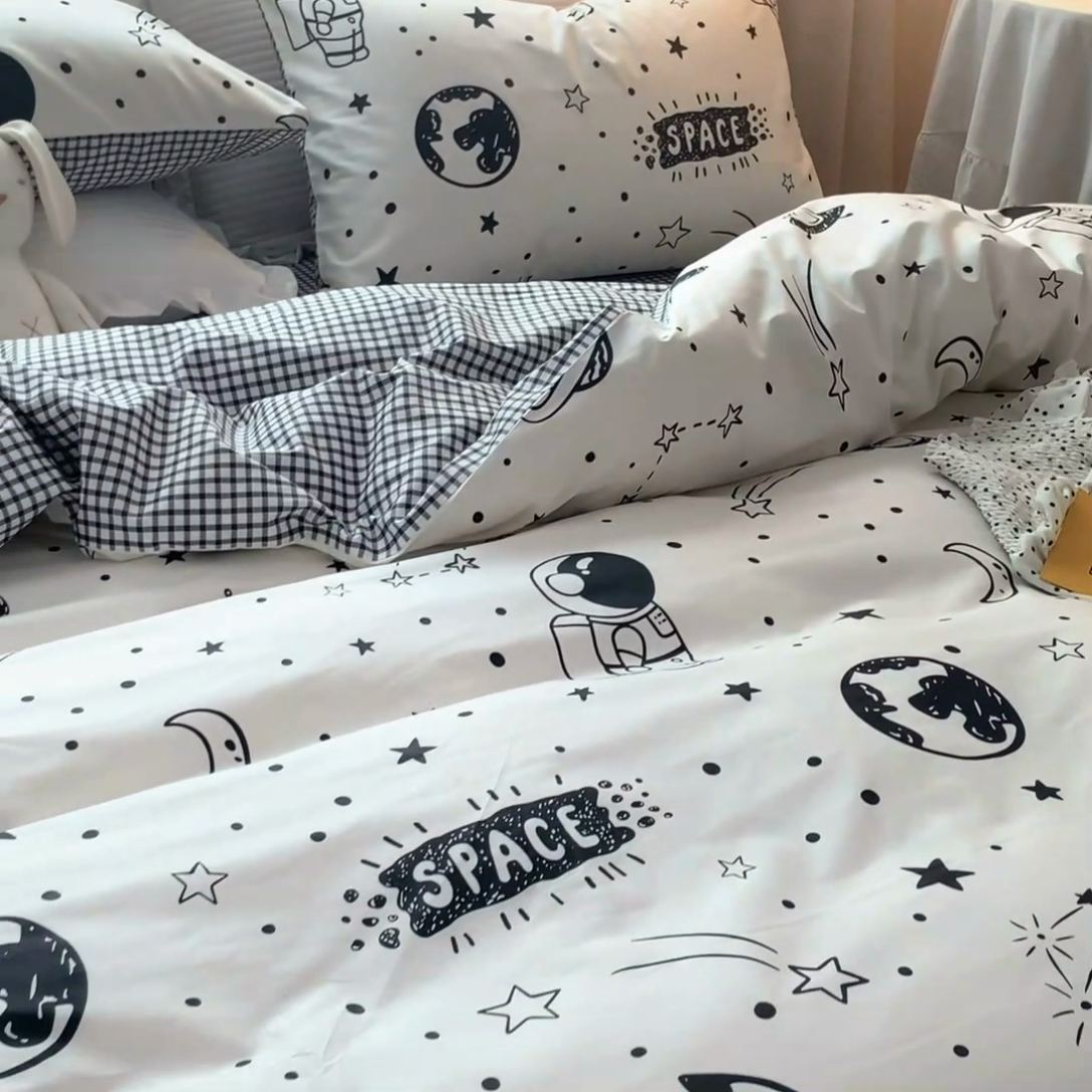 91家纺网 家纺一手货源 找家纺 吉象家纺13070全棉四件套纯棉四件套直播小清新男孩女快乐星球