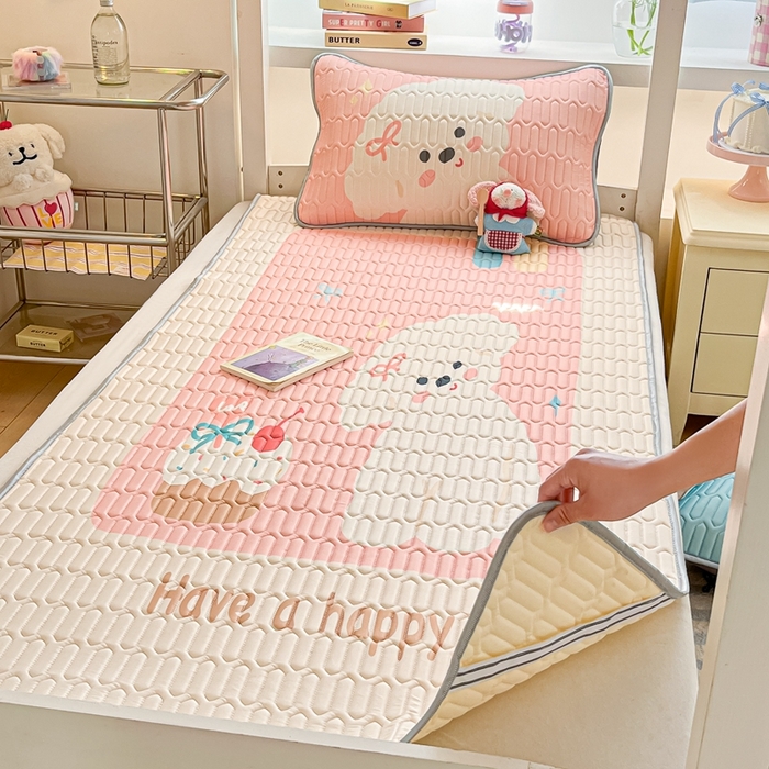 91家纺网 家纺一手货源 找家纺 川悦生活 2025新款大阪宿舍凉感丝凉席 莫妮恰